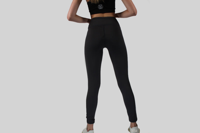 Compression Leggings With Phone Pocket